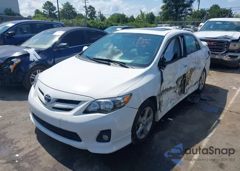 2011 Toyota Corolla S из США, поврежденный, VIN 2T1BU4EE5BC633143